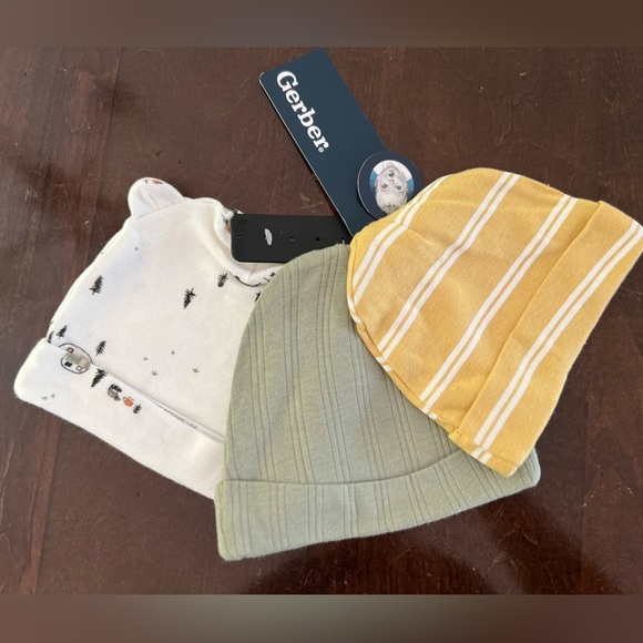 Baby infant gerber 0-6M hats - Picture 1 of 3